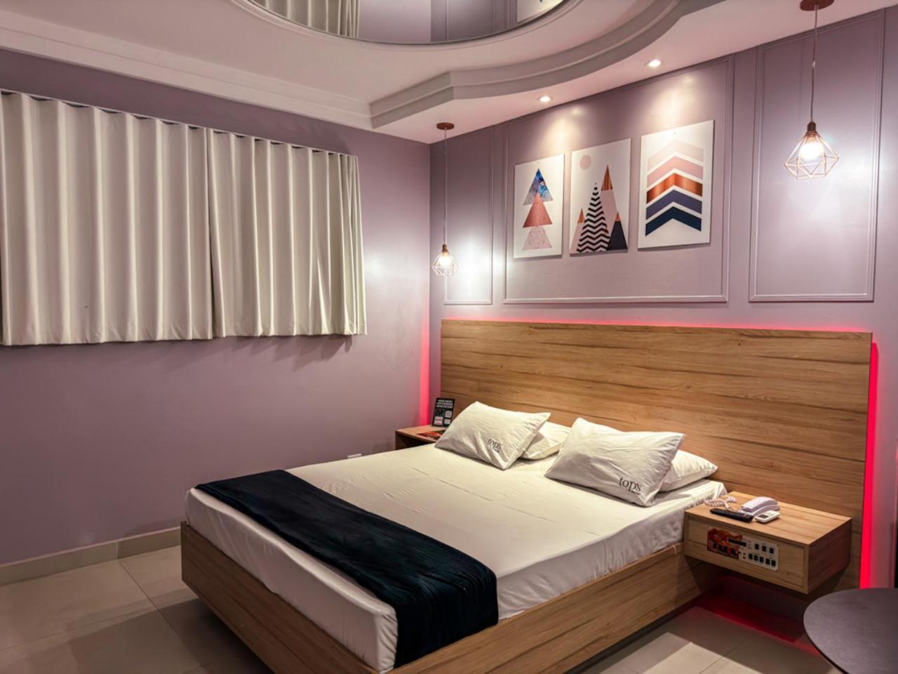 Top'S Motel (Adults Only) Jacareí Екстериор снимка