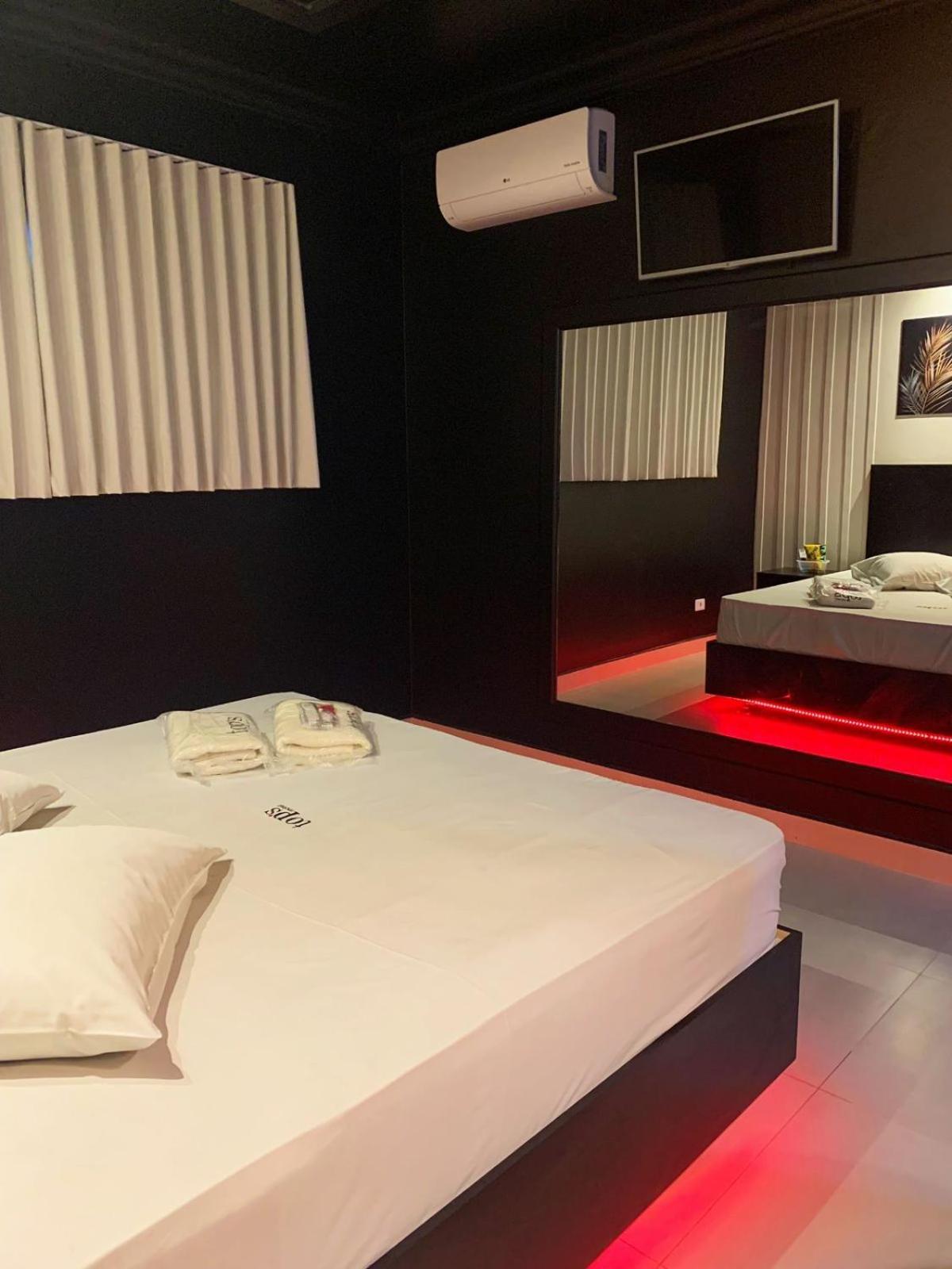 Top'S Motel (Adults Only) Jacareí Екстериор снимка