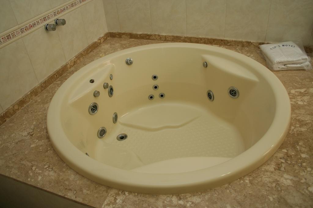 Top'S Motel (Adults Only) Jacareí Екстериор снимка